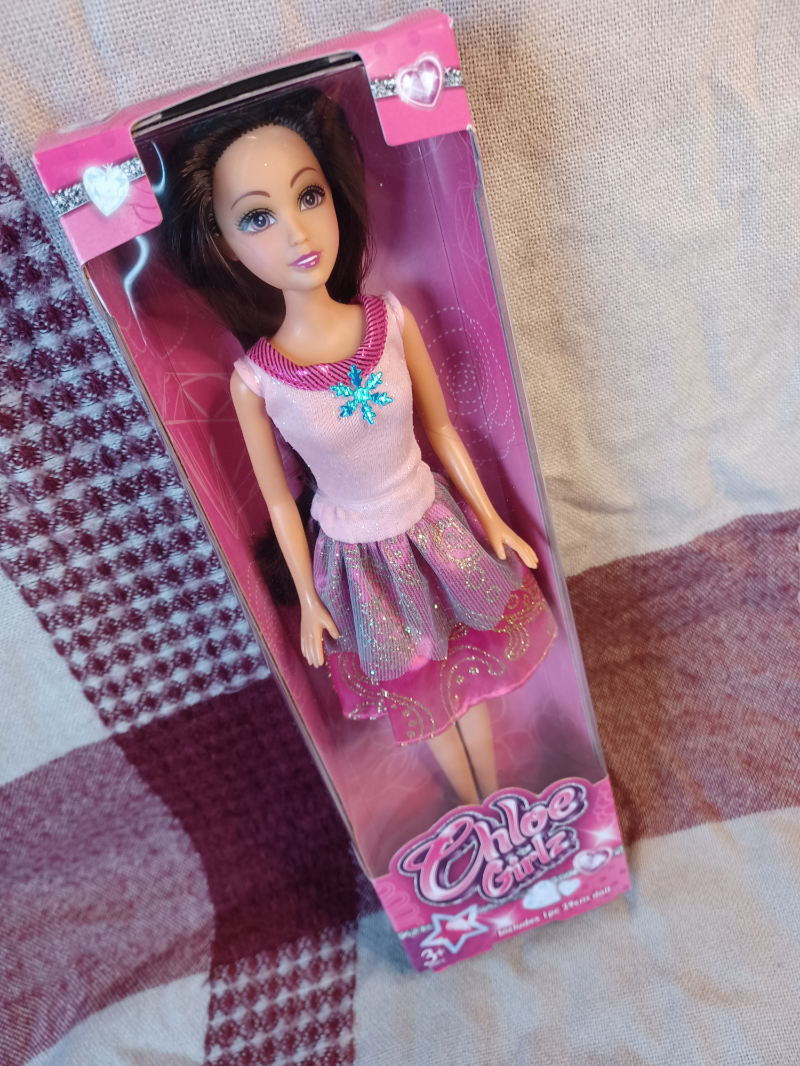 Une jolie Barbie pour une enfant de +3 ans