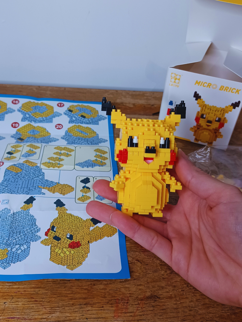 Idée cadeau un Pikachu en Lego 