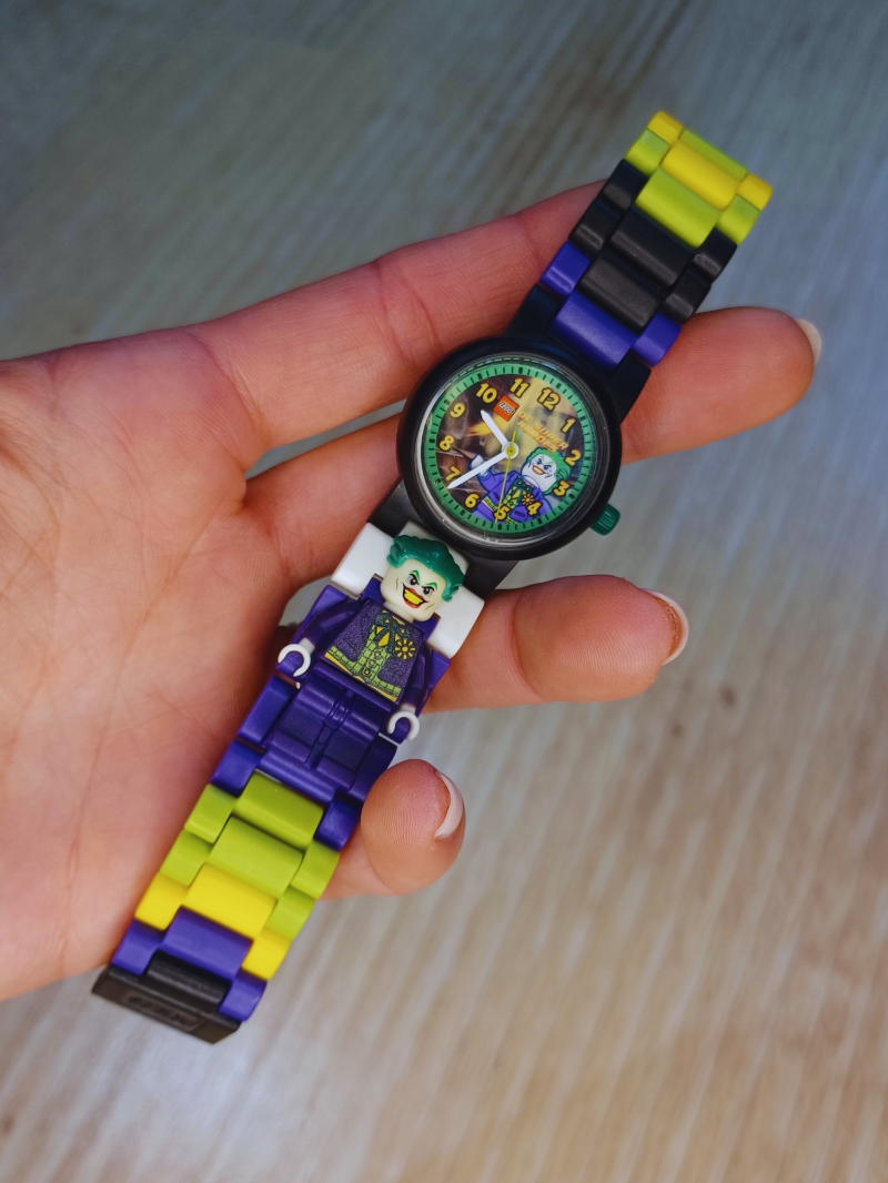 Idée cadeau une montre Lego joker